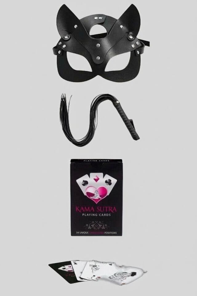 Sexy Görselli Oyun Kartı Kama Sutra Kırbaç Maske Set