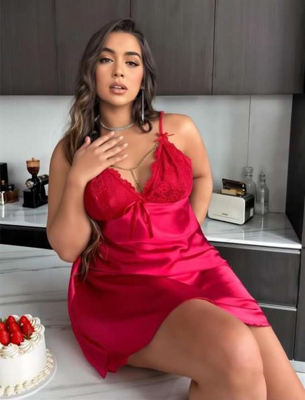 Arias Closet Büyük Beden Kırmızı Dantel İşlemeli Saten Gecelik