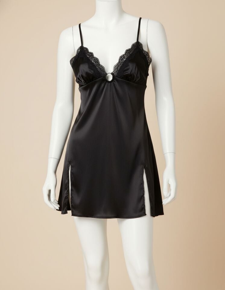 Arias Closet Siyah Dantel Detaylı Yandan Yırtmaç İnce Askılı Saten Kısa Fantezi Gecelik