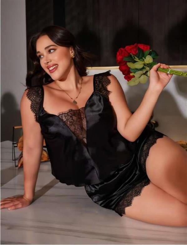 Arias Closet Büyük Beden Siyah Omuz Dantel İşlemeli Saten Şortlu Takım