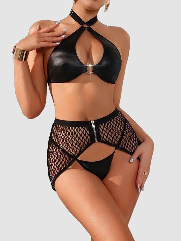Deri Siyah Fileli Fantezi Sütyen Takımı