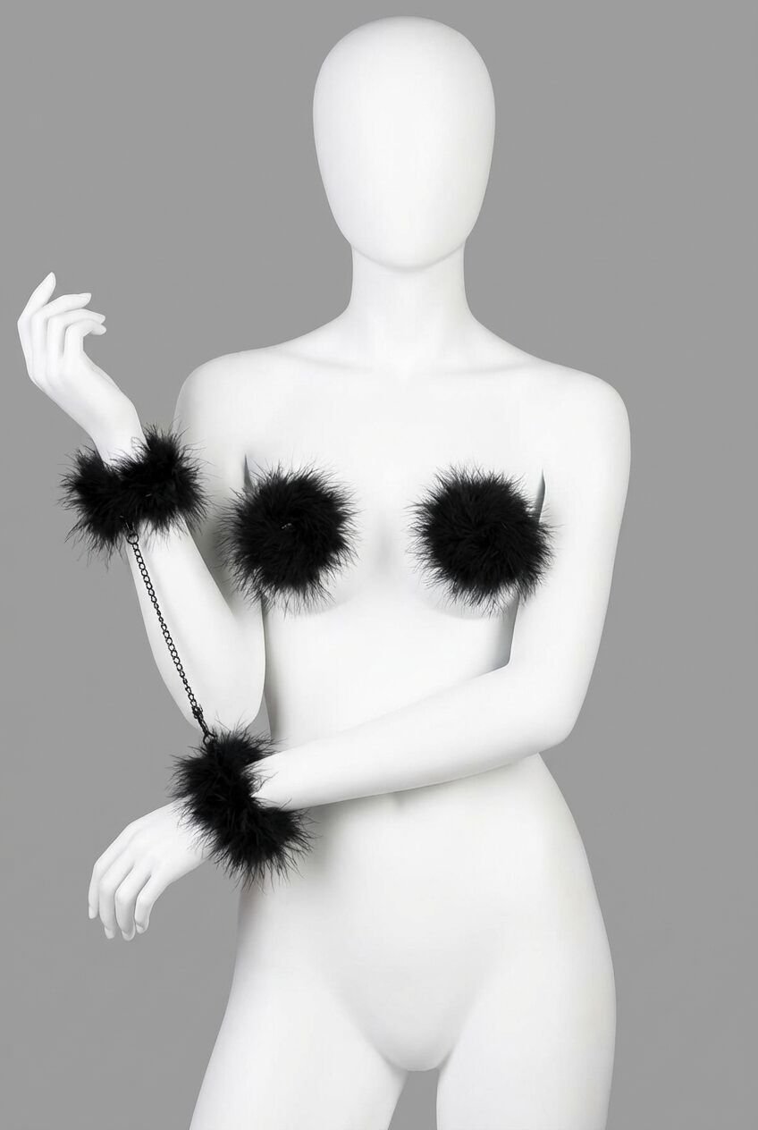 Siyah Tüylü Fantezi Göğüs Ucu Kapatıcı
