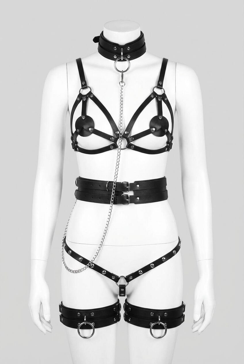Siyah Fantezi Kelepçe Ve Tasmalı Kalça Harnessli Sütyenli Set