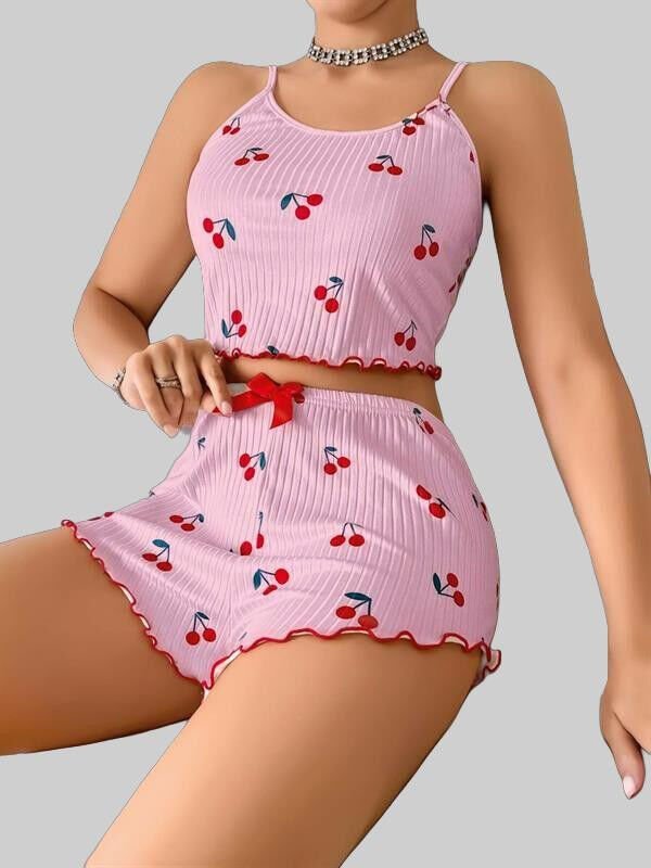 Pembe Kiraz Desenli Askılı Şortlu Pijama