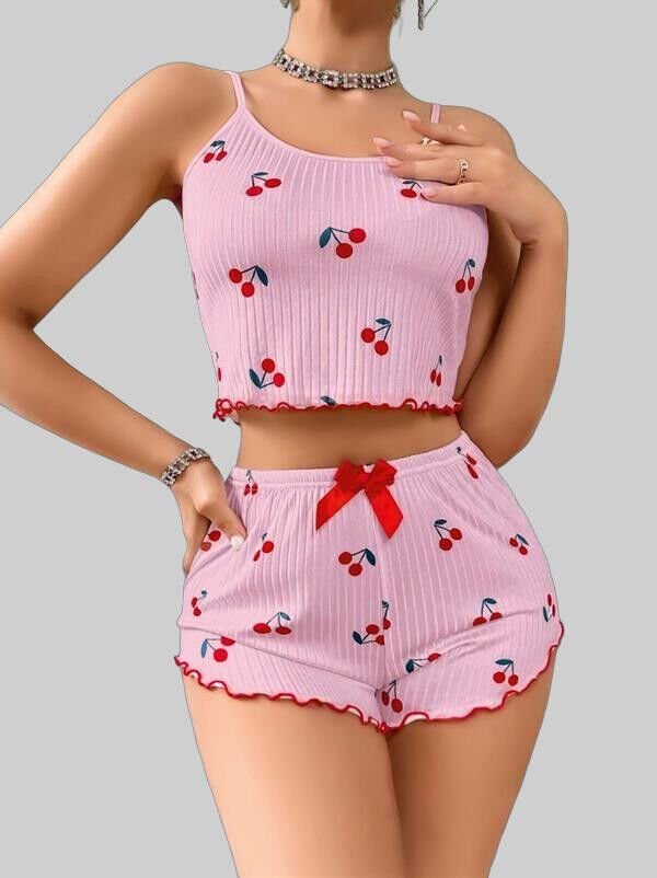 Pembe Kiraz Desenli Askılı Şortlu Pijama