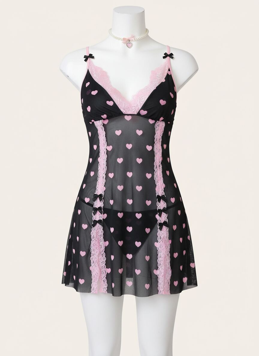 Siyah Kalp Desenli Dantel İşlemeli Fantezi Gecelik