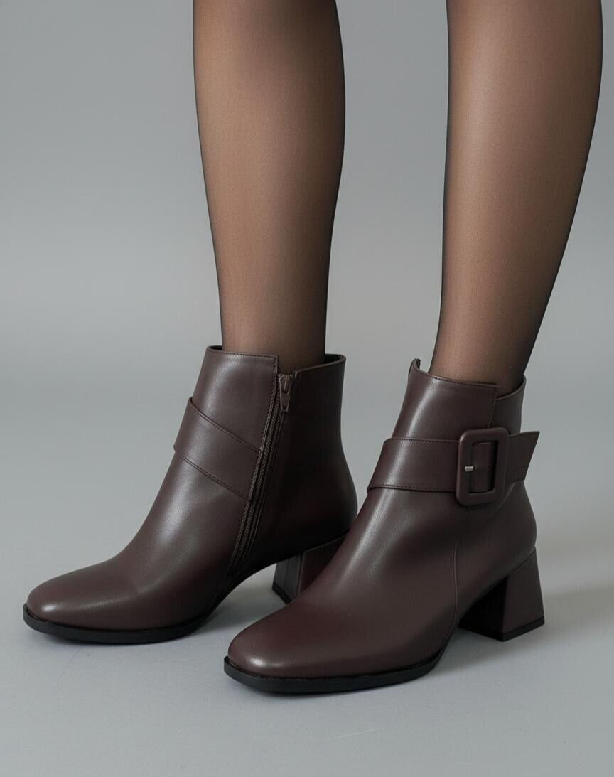 Kadın Küt Cilt Bot Kahverengi Kare Tokalı Günlük Şık Tasarım