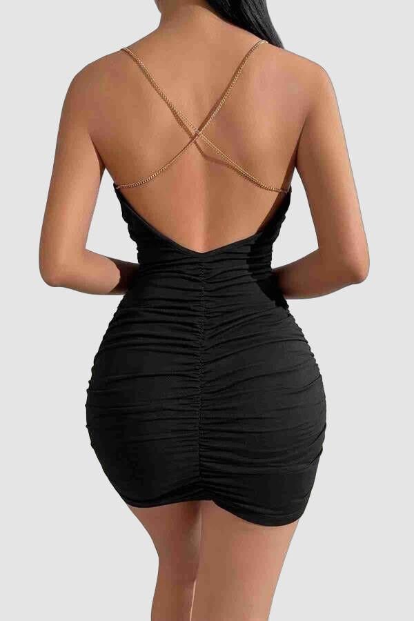Arias Closet Gögüs Degajeli Sırt Zincir Detaylı Büzgülü Siyah Mini Club Elbisesi