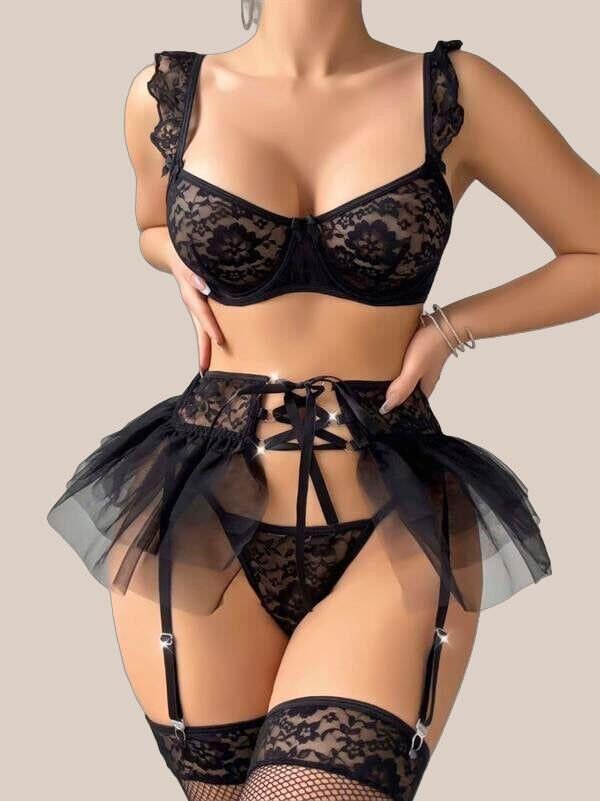 Arias Closet Siyah Dantel İşlemeli Püsküllü Fantezi Jartiyer Takımı