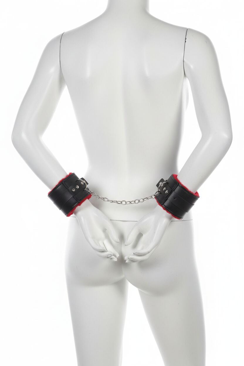 Arias Closet Siyah Kırmızı İçi Tüylü Bileklikli Kelepçe