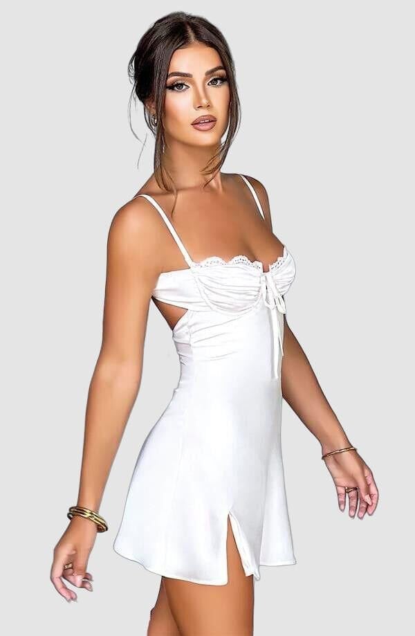 Arias Closet Beyaz Yırtmaç Detaylı Fantezi Mini Club Elbisesi