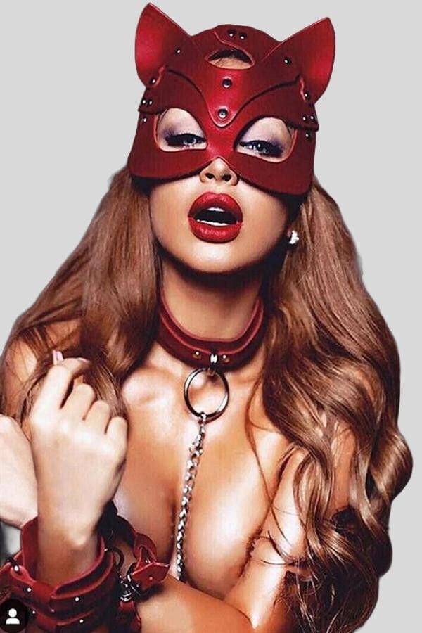 Arias Closet Kırmızı Maske, Tasma ve Kelepçe Harness Deri Set