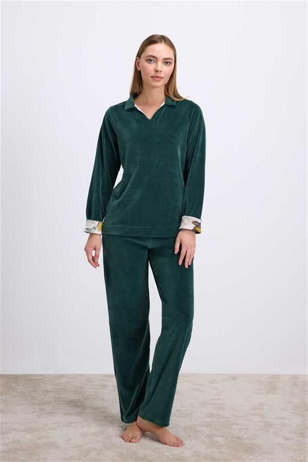 Arias Closet Uzun Kollu Kadife Sweatshirt ve Pantolon Pijama Takımı