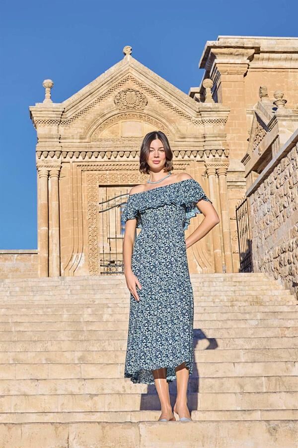 Arias Closet Çiçek Desenli Elbise