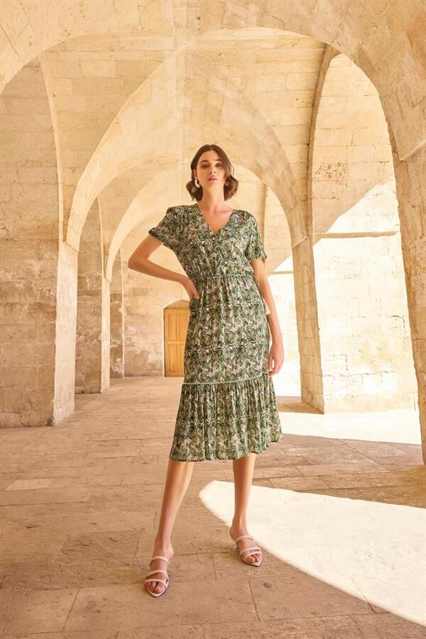 Arias Closet Yaprak Desenli Kısa Kollu Elbise