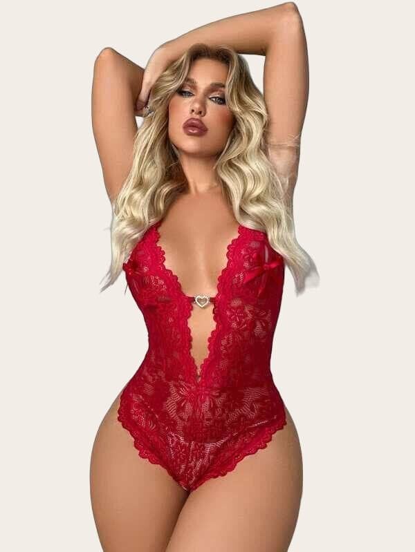 Arias Closet Metal Kalp Aksesuarlı Fantezi Dantelli Kırmızı Body