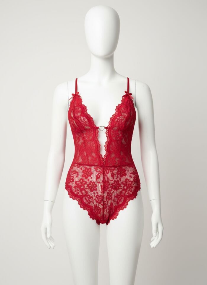 Arias Closet Metal Kalp Aksesuarlı Fantezi Dantelli Kırmızı Body