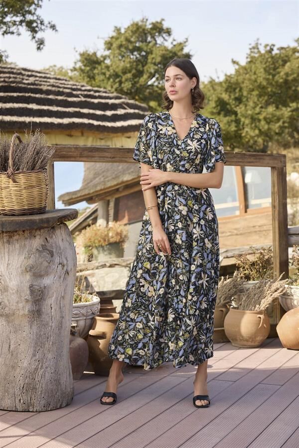 Arias Closet %100 Viskon Çiçek ve Yaprak Desenli Önü Düğmeli Elbise