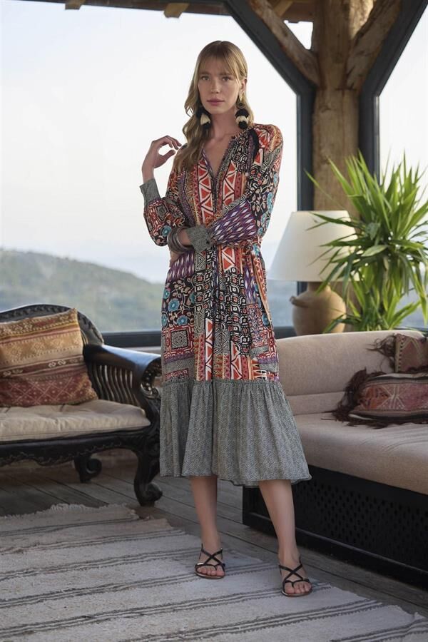 Arias Closet Etnik Desenli Kuşaklı Elbise