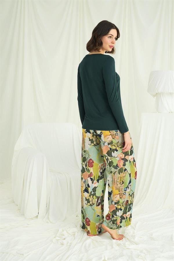 Arias Closet Çiçek ve Yaprak Desenli Pijama Takımı