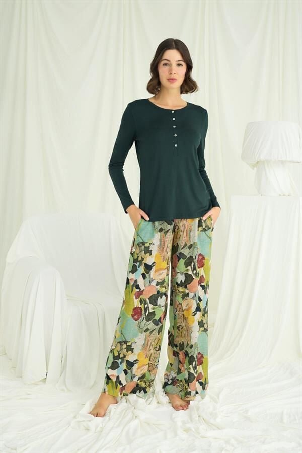 Arias Closet Çiçek ve Yaprak Desenli Pijama Takımı