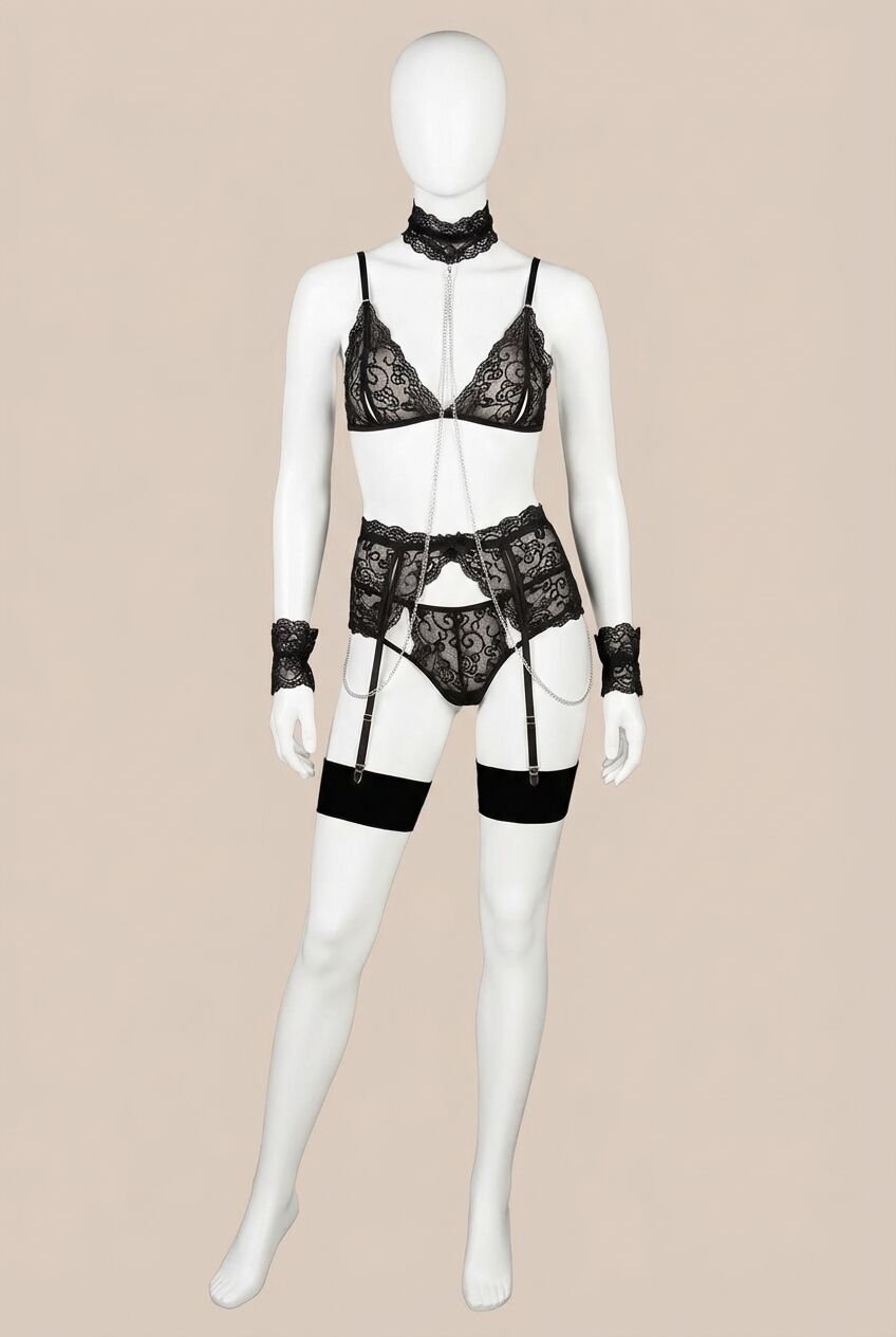 Siyah Zincir Detaylı Fantezi Sütyen Külot Jartiyer Takımı