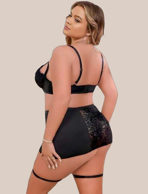 Arias Closet Büyük Beden Siyah Dantel İşlemeli Dekolteli Jartiyer Takımı