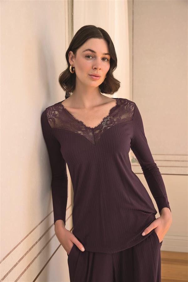 Arias Closet Uzun Kollu ve Dantelli Pijama Takımı