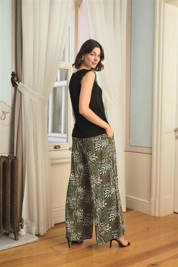 Arias Closet Çiçek Yaprak ve Etnik Desenli Dantelli 3'lü Pijama Takımı