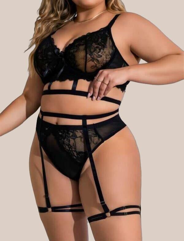 Büyük Beden Siyah Dantel İşlemeli İpli Fantezi Jartiyer Takımı