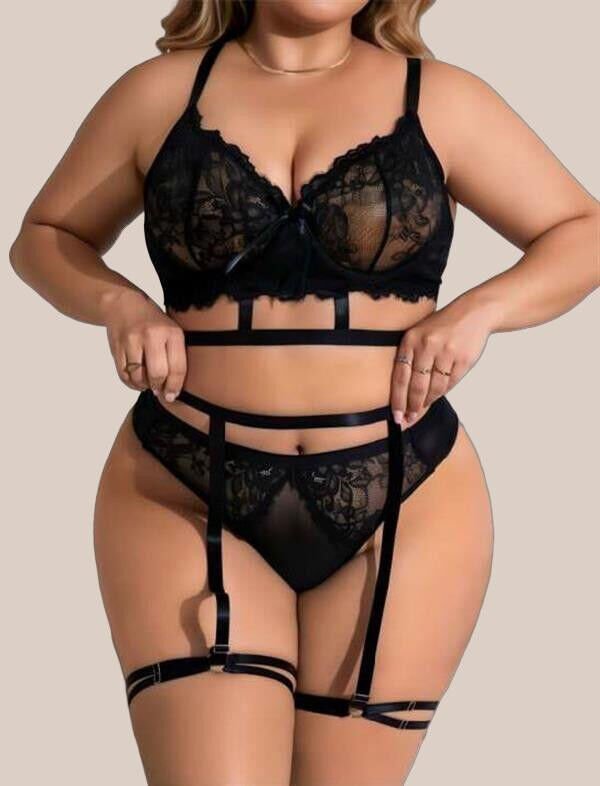 Büyük Beden Siyah Dantel İşlemeli İpli Fantezi Jartiyer Takımı