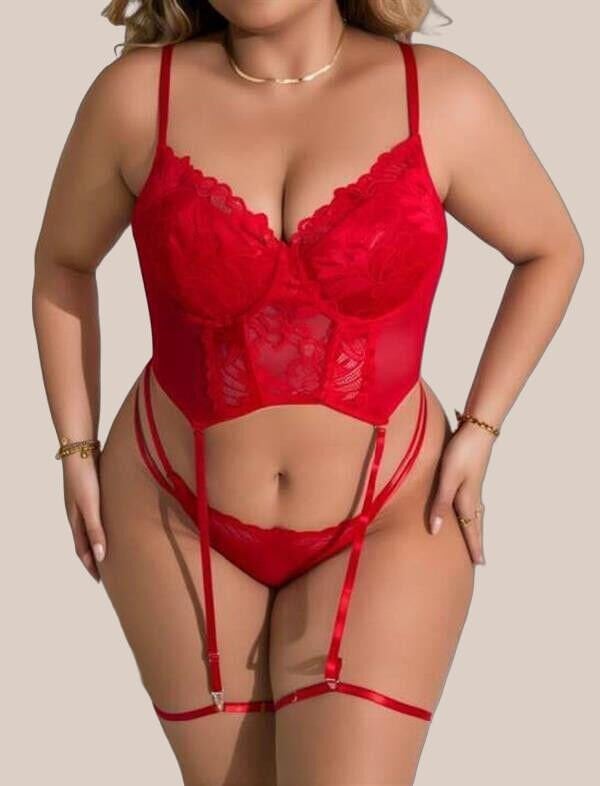 Arias Closet Büyük Beden Kırmızı Dantel İşlemeli Büstiyer Fantezi Jartiyer Takımı