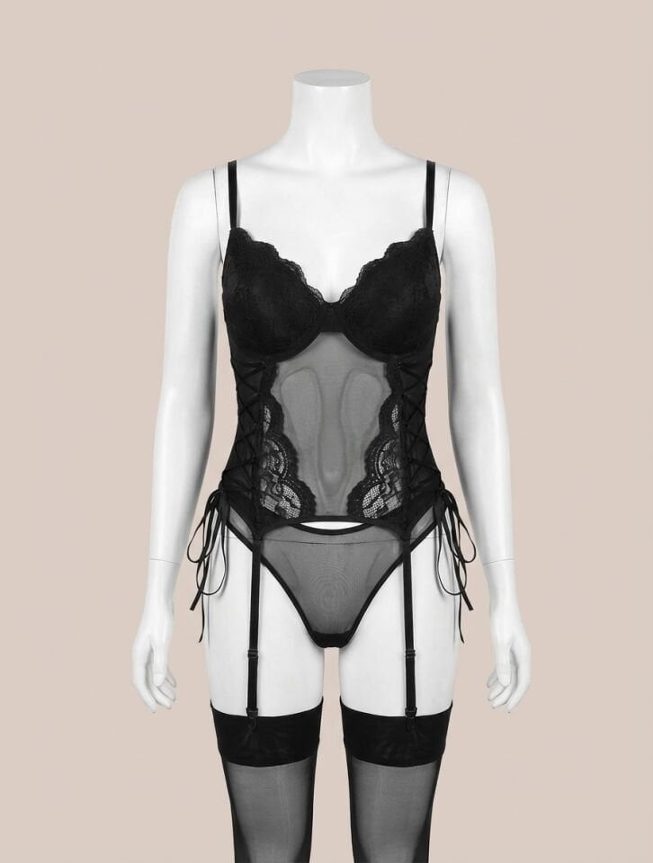 Büyük Beden Siyah Dantel İşlemeli İpli Transparan Fantezi Jartiyer Takımı